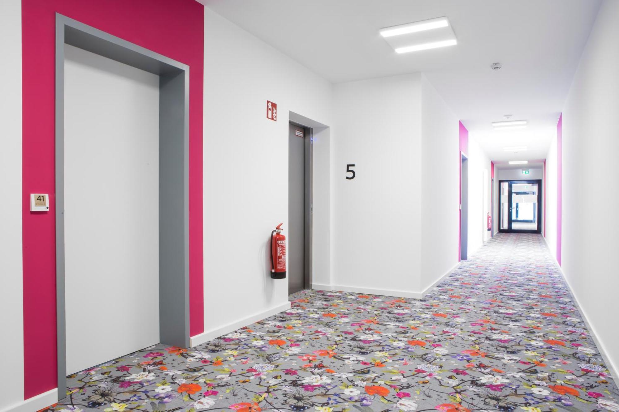 באד הומבורג וור דר הואה Livingroom Bad Homburg Boardinghouse מראה חיצוני תמונה